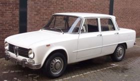 280px-Alfa_Romeo_Giulia_Super_1300_1965